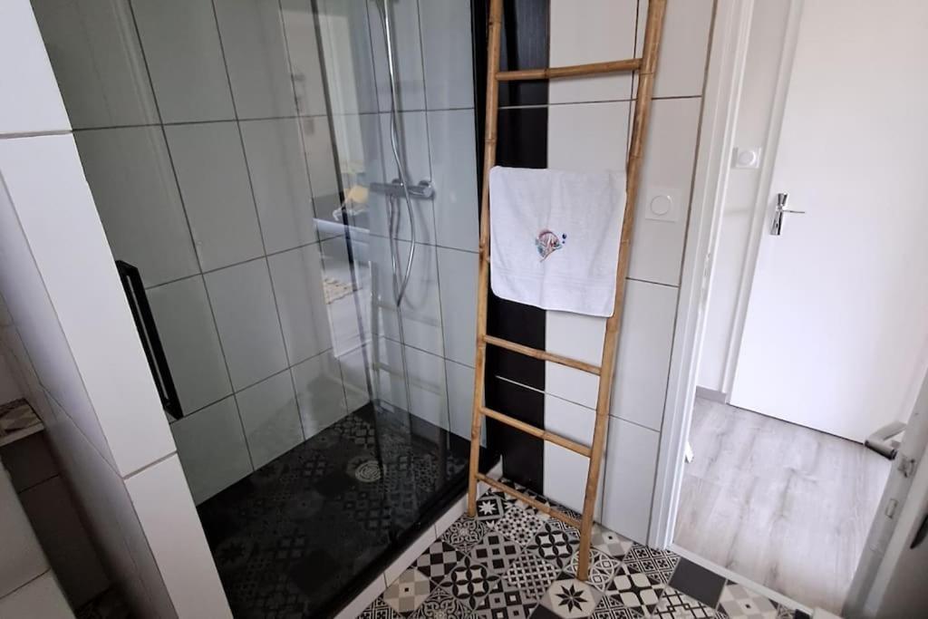 Agreable T2 Classe 3 Etoiles, Refait A Neuf, Dans Quartier Calme Rodez Ngoại thất bức ảnh